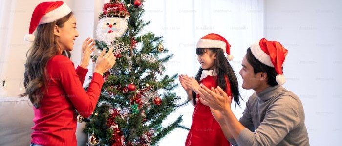 Deck the Halls with Healthy Smiles: Oral Care for the Whole Family